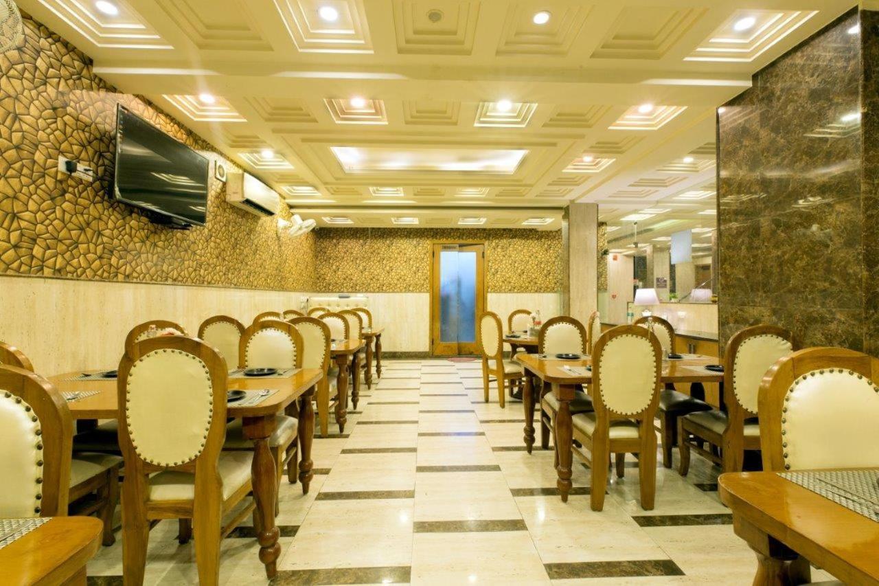 Hotel Viva Palace By Opo Ню Делхи Екстериор снимка